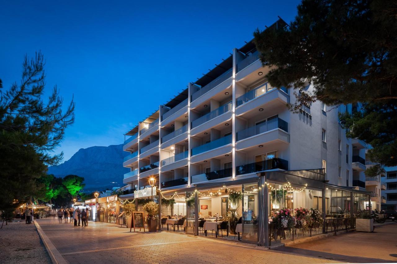 Hotel Central Beach 9 Makarska Exterior photo