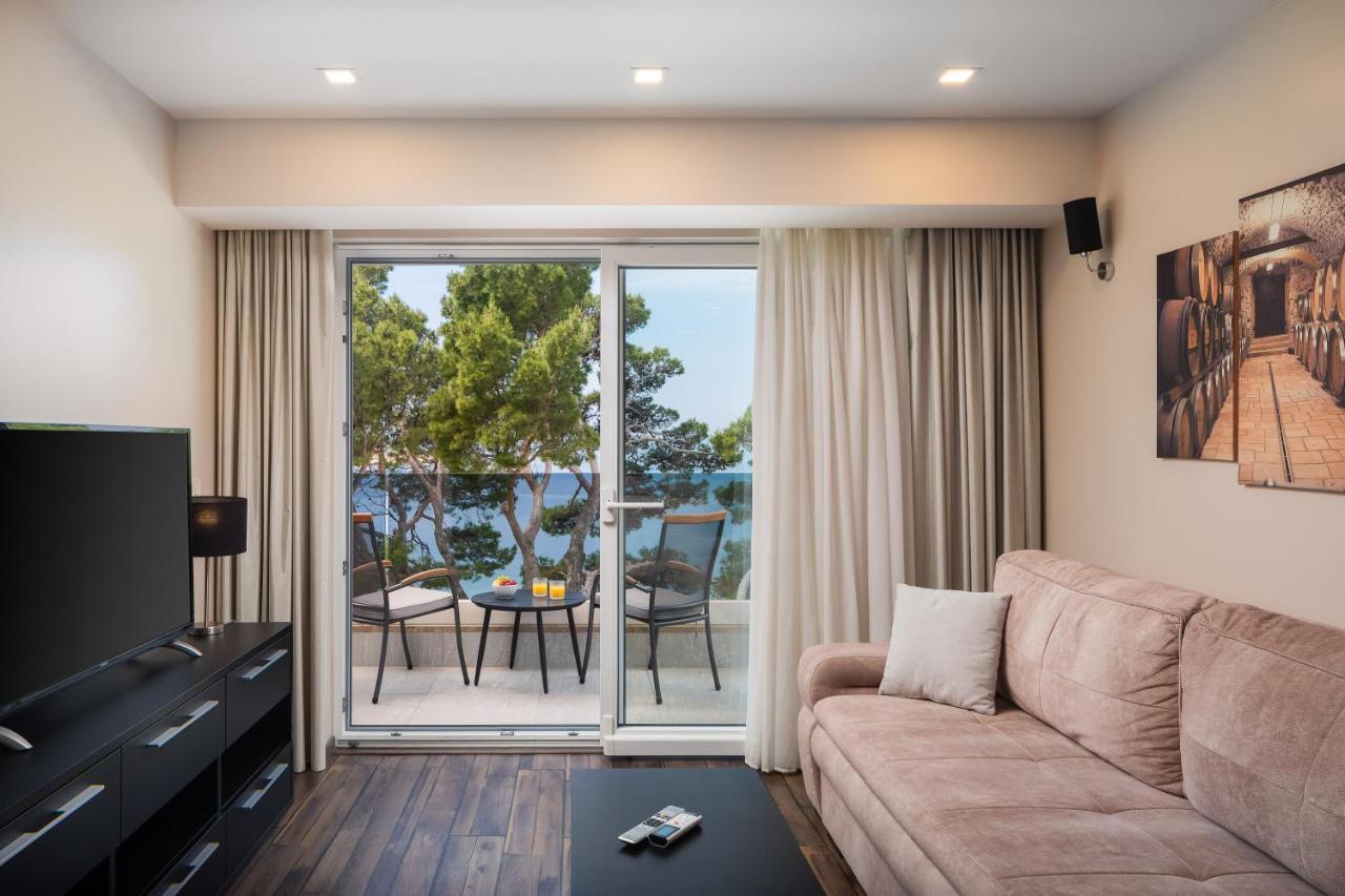 Hotel Central Beach 9 Makarska Exterior photo